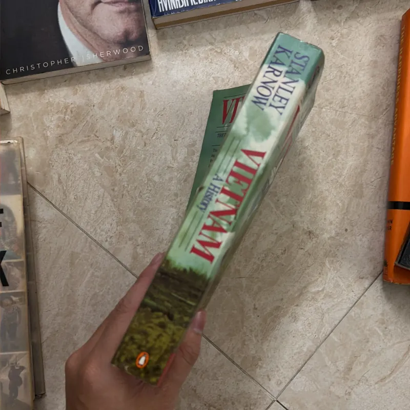 VIETNAM A HISTORY 746115