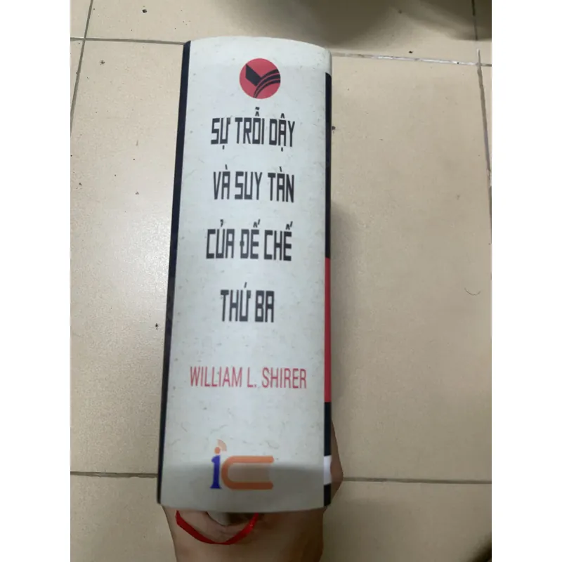 Sự trỗi dậy và suy tàn của đế chế thứ ba  1021657