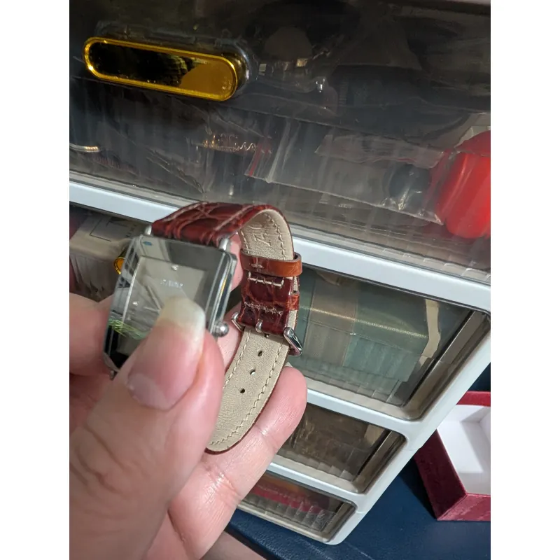 ĐỒNG HỒ NỮ RADO 989747