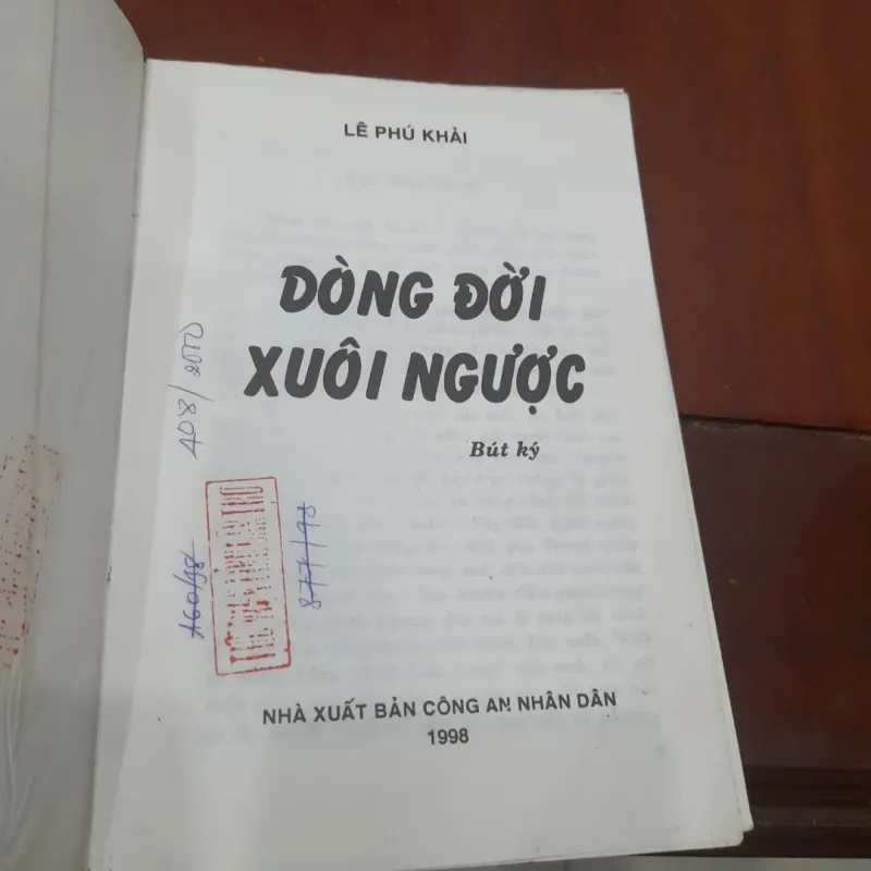 Lê Phú Khải - DÒNG ĐỜI XUÔI NGƯỢC (bút ký) 751127