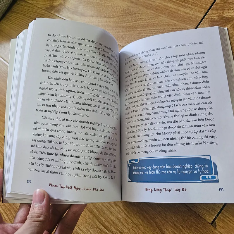 "Bông hồng thép" Tây Đô
 706211