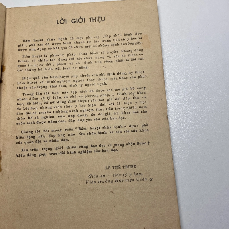 BẤM HUYỆT CHỮA BỆNH 474097