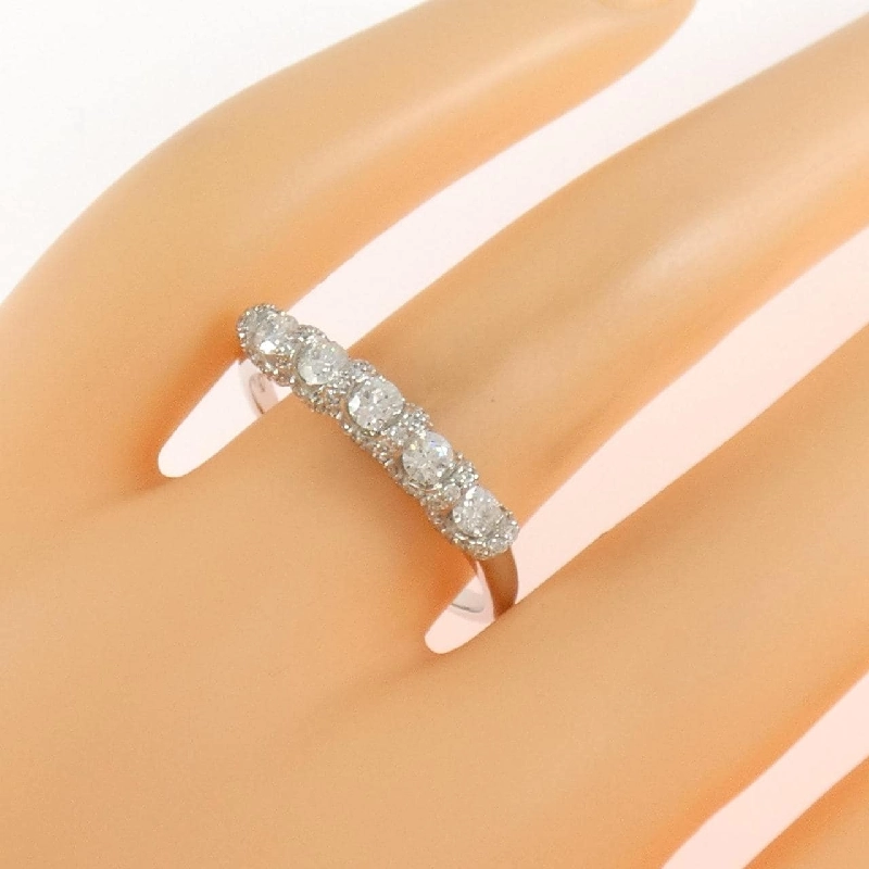 Nhẫn kim cương GSTB 0.70CT - Hàng hiệu Authentic 840470