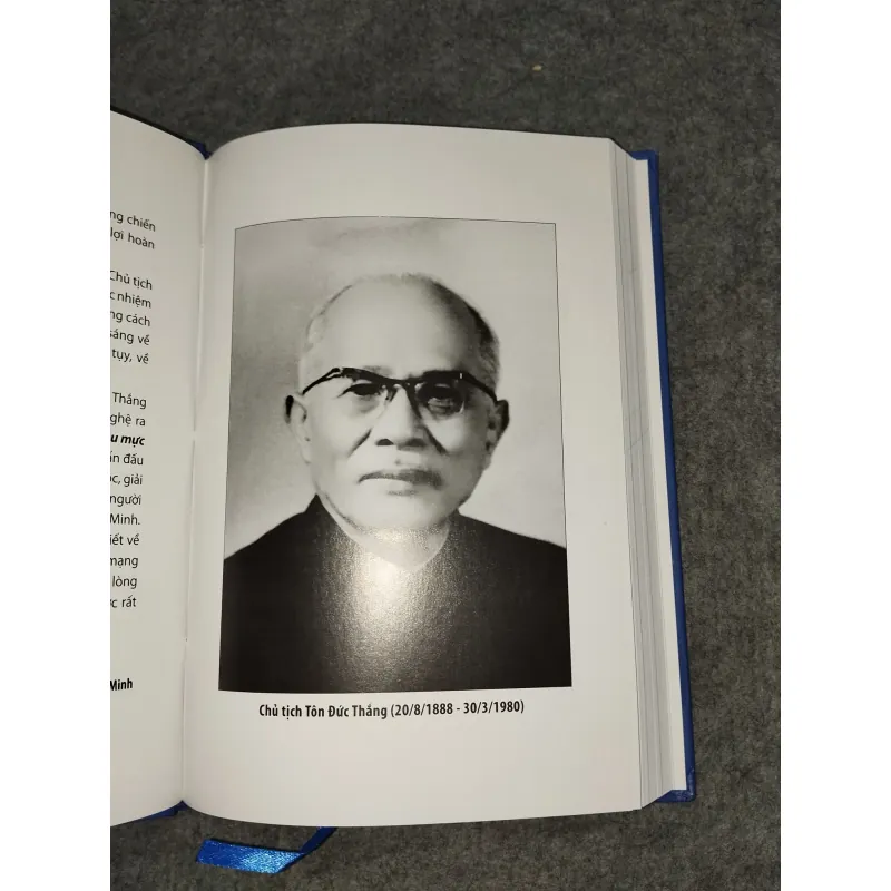 CHỦ TỊCH TÔN ĐỨC THẮNG NHÀ LÃNH ĐẠO MẪU MỰC VÀ BÌNH DỊ 697693