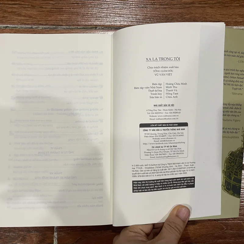 Xa lạ trong tôi - Orphan Pamuk (12) 1027783