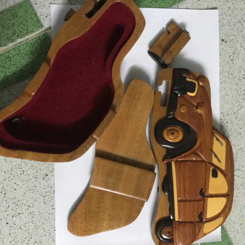 Hộp trang sức khoá lỗ ban 977293