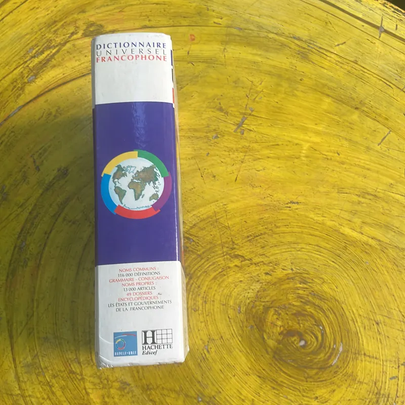 DICTIONNAIRE UNIVERSEL FRANCOPHONE  697197