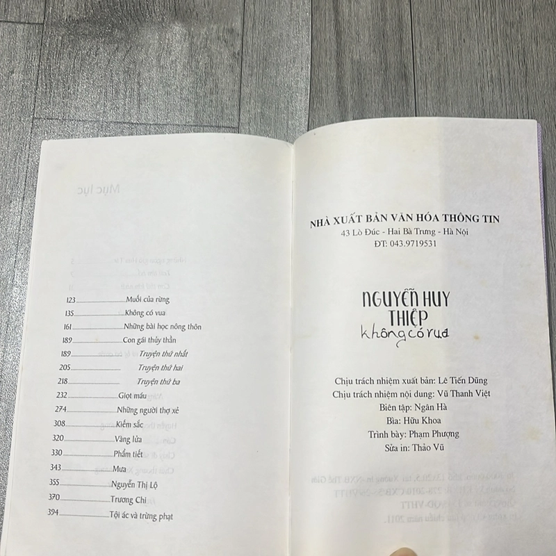 Không có vua - Nguyễn Huy Thiệp. 2a3 527610