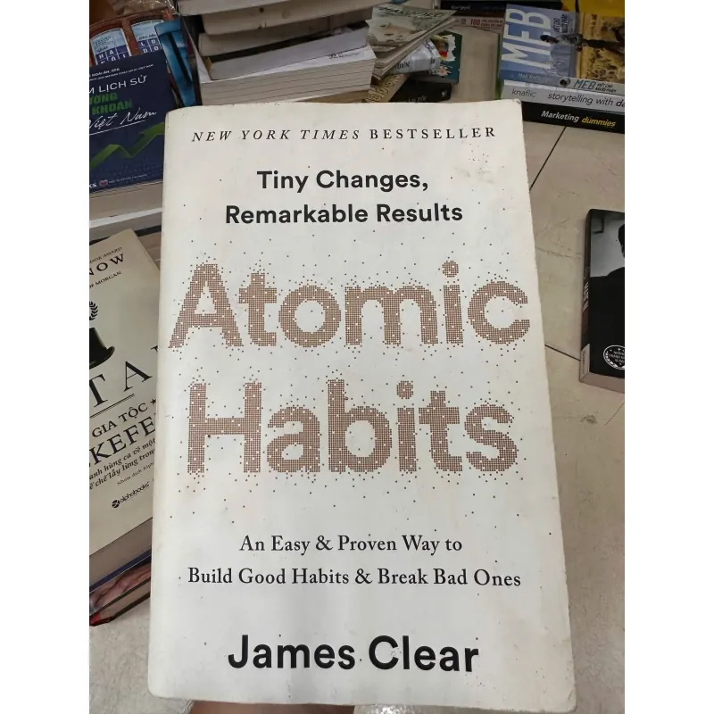 Atomic Habits: An Easy and Proven Way to Build Good Habits & Break Bad Ones 718728