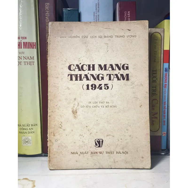 SÁCH CÁCH MẠNG THÁNG TÁM (1945) 736028