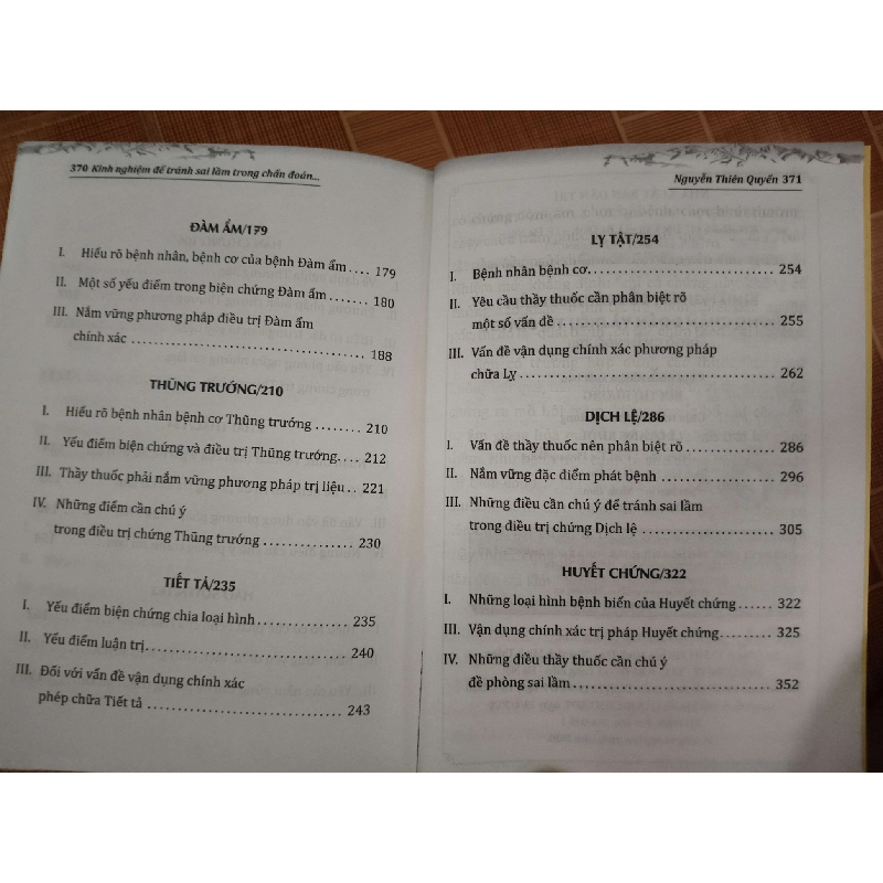 Kinh nghiệm để tránh sai lầm trong chuẩn đoán và điều trị Đông y - 2020 - 371 trang - SỨC KHỎE - THỂ THAO - ANTQ2911-29 712609