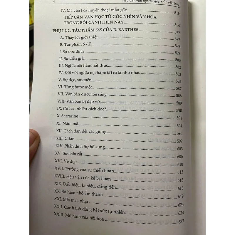 TIẾP CẬN VĂN HỌC TỪ GÓC NHÌN VĂN HOÁ - LÊ NGUYÊN CẨN   590576