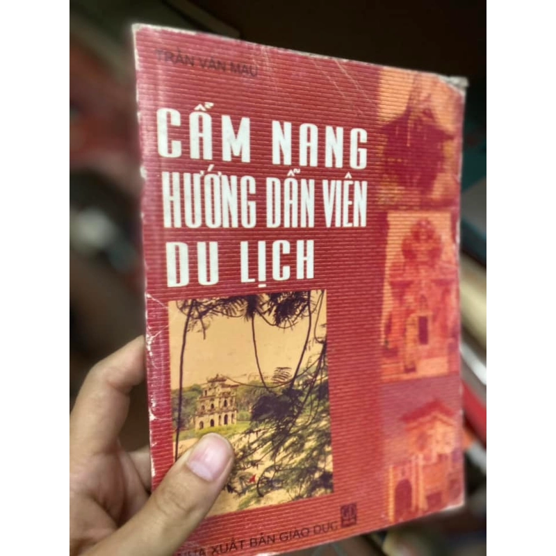 Sách Cẩm nang hướng dẫn viên du lịch 313864