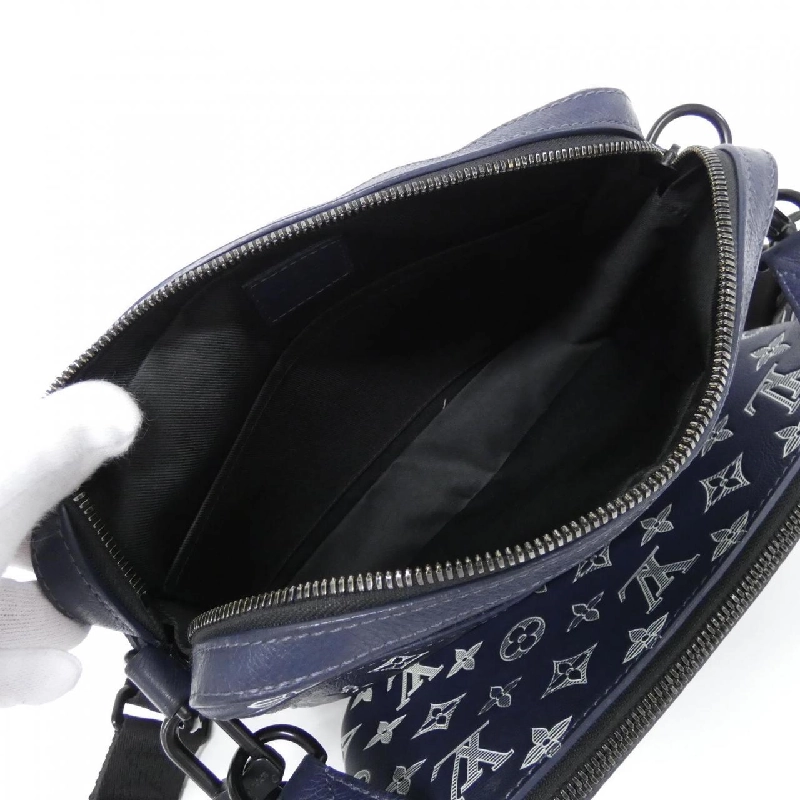 Túi đeo chéo Louis Vuitton Monogram Shadow Trio M24753 610994