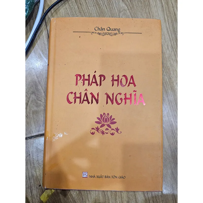 Pháp hoa chân nghĩa tặng kèm cuộc đời đức phật 
(bìa cứng) 722405