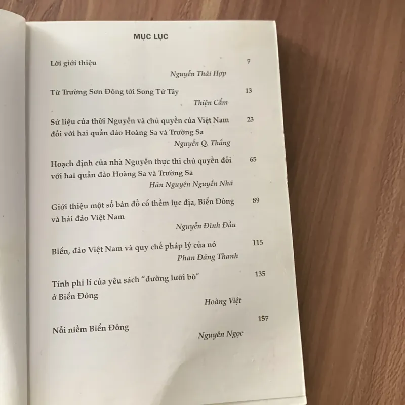 Biển Đông và hải đảo Việt Nam, NXB Tri Thức 674667