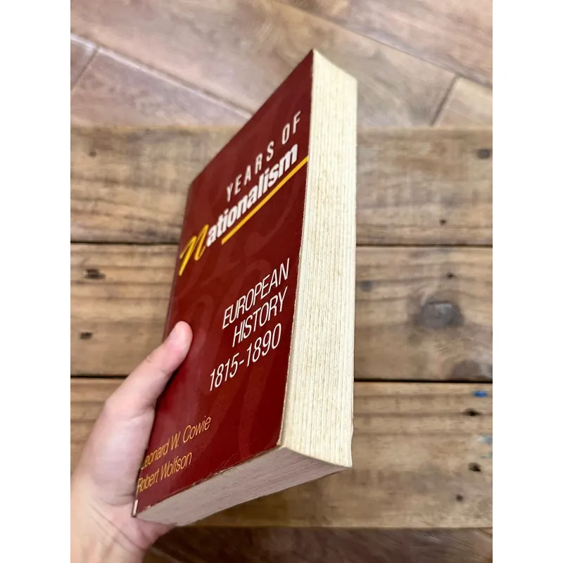 Years of Nationalism - Leonard W. Cowie & Robert Wolfson 728385