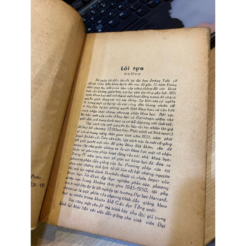 Khoa học và đời sống - James B. Conant 546360