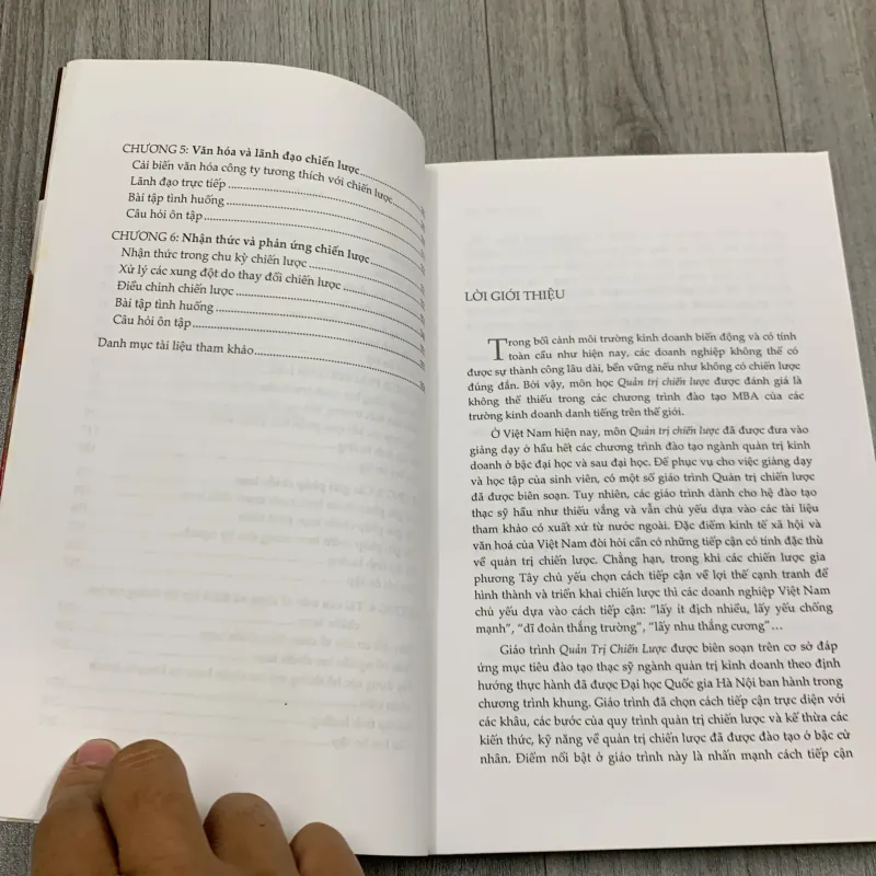 Quản trị chiến lược - hoàng văn hải. 7b4 783593