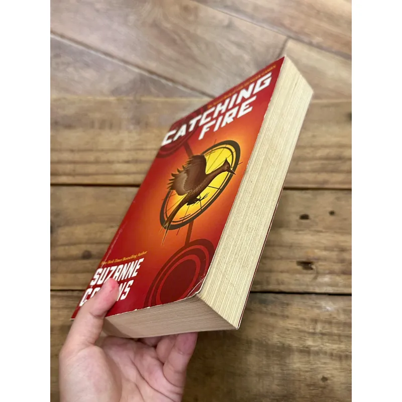 Catching Fire - Suzanne Collins (Hunger Games Series #2) 736197