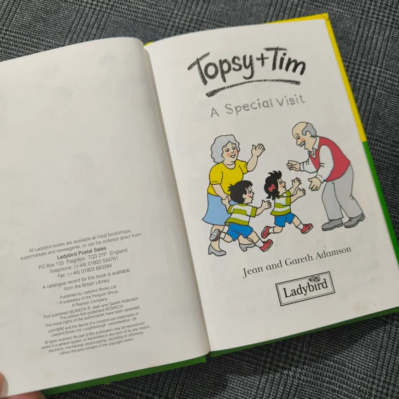 (Ladybird) Topsy + Tim - A Special Visit - Jean and Gareth Adamson 754582