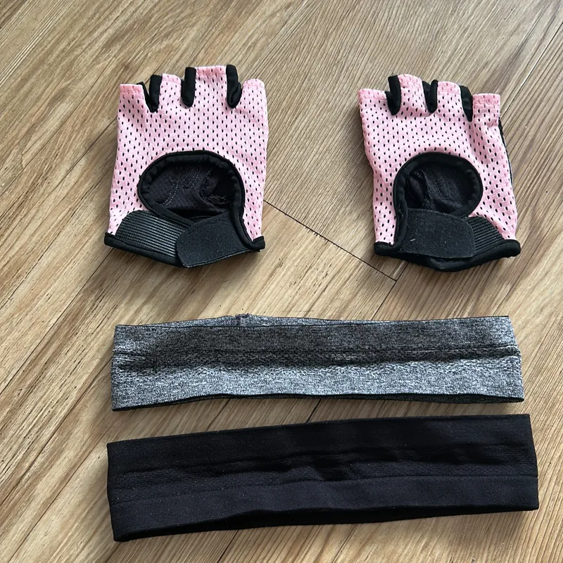 Găng tay và dây đeo thấm mồ hôi thể thao cho nữ size M 687863