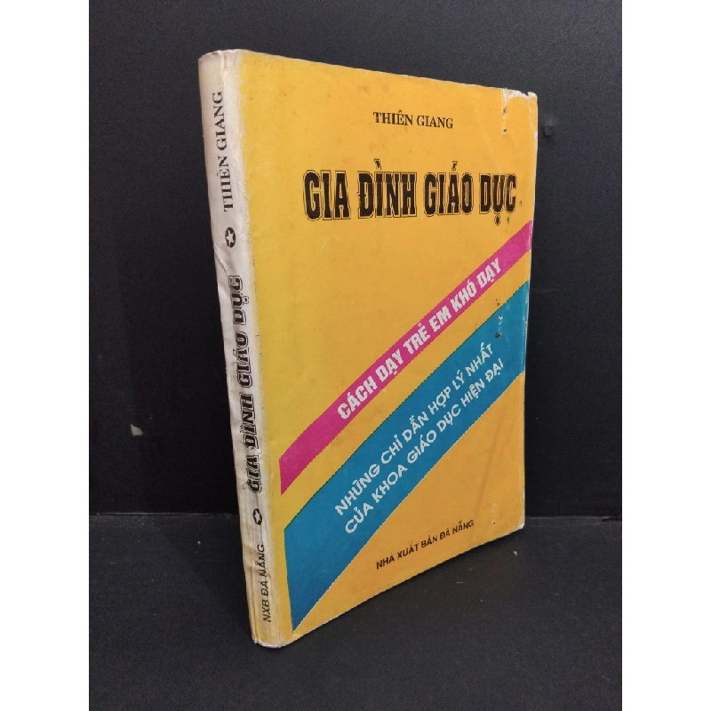 Gia đình giáo dục mới 70% bẩn bìa, ố vàng, chữ ký, bung gáy 1993 HCM2811 Thiên Giang KỸ NĂNG 353609