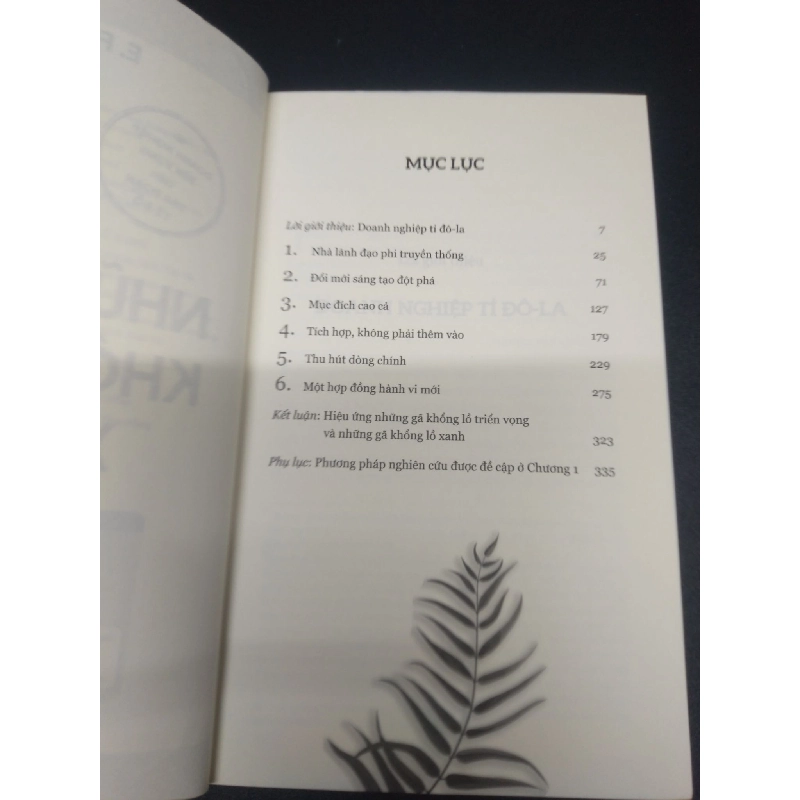 Những gã khổng lồ xanh: Từ doanh nghiệp bền vững đến tập đoàn tỷ đô E. Freya Willias 2021 mới 90% bẩn nhẹ HCM.ASB0309 913712
