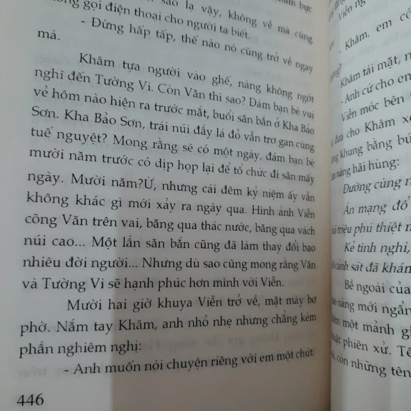 Quỳnh Dao. TRÔI THEO DÒNG ĐỜI. Nxb Hội Nhà Văn năm 2000 960898