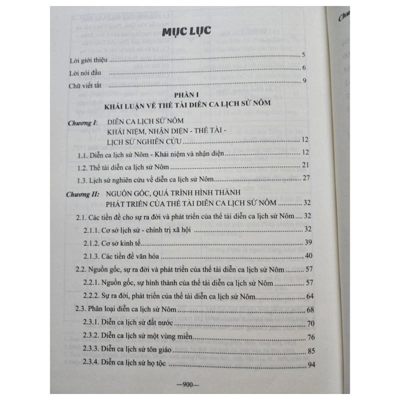 Diễn ca lịch sử Nôm thể tài văn bản và tác phẩm I Hoàng Thị Ngọ viết, dịch 493938