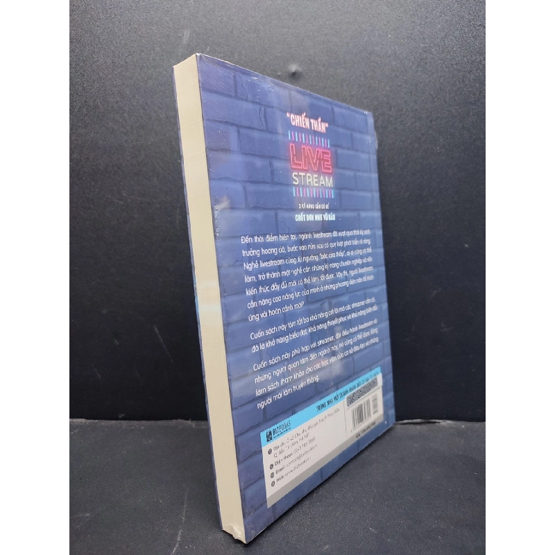 Chiến Thần LiveStream 3 Kỹ Năng Cần Có Để Chốt Đơn Như Vũ Bão mới 100% HCM1906 Như Băng SÁCH KỸ NĂNG 915654