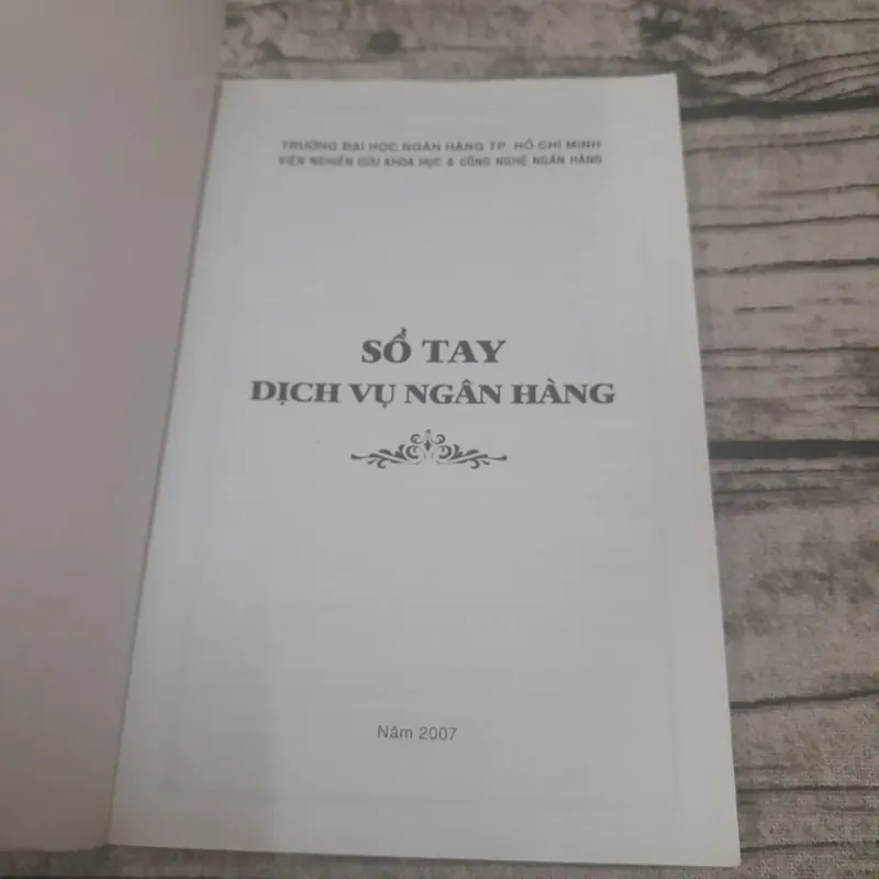 Sổ tay Dịch vụ Ngân hàng. Trường ĐH Ngân Hàng. 675492