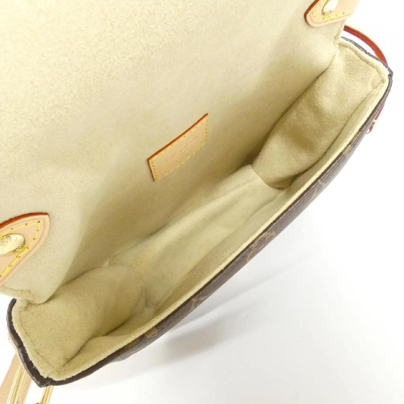 Túi xách vai Louis Vuitton Monogram Soumure BB M46740 611054