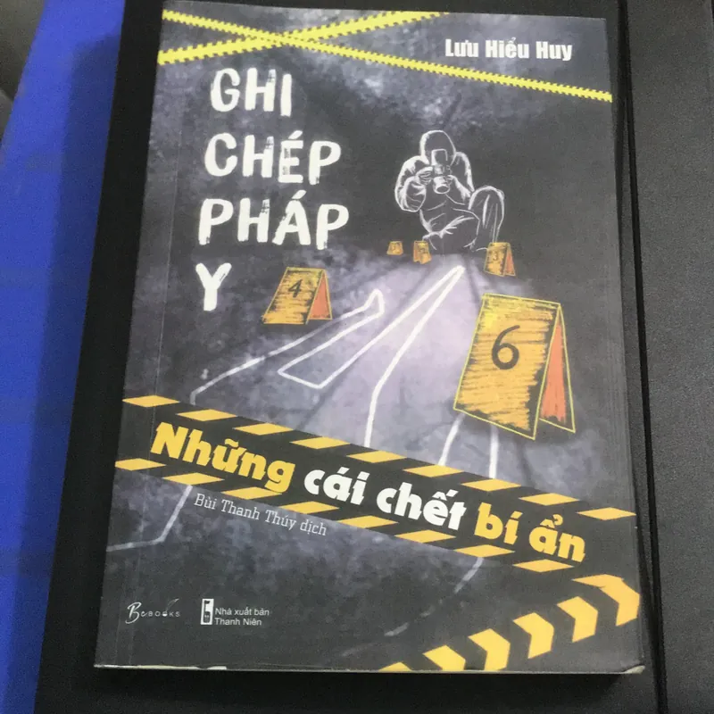 Sách Ghi chép pháp y - Những cái chết bí ấn 560677
