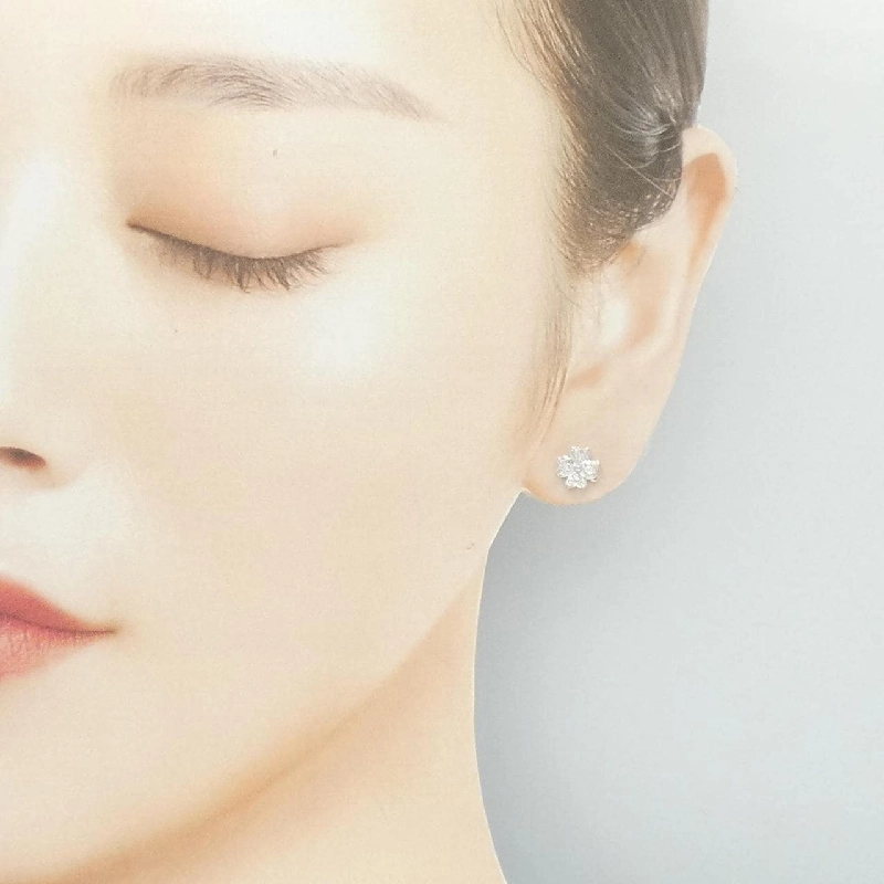 Bông tai kim cương Mikimoto 0.08CT - Hàng hiệu Chính hãng 843400