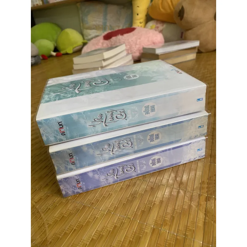 Vân Trung Ca 720671