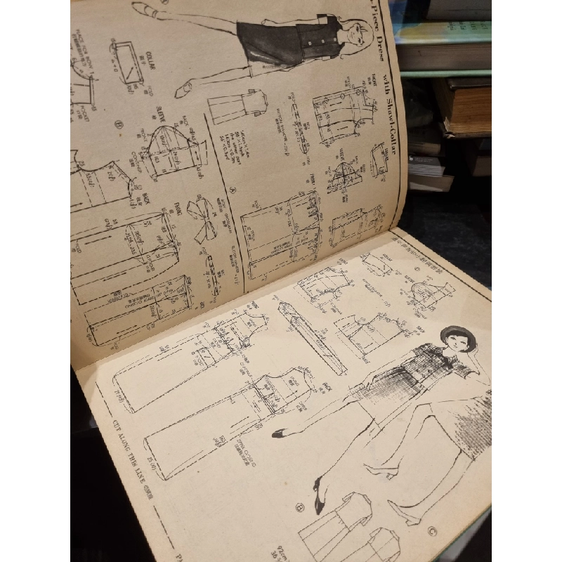 Pattern Drafting : Easy to master Directions for Pattern Drafting of 200 styles In Women's Wear, Children's Wear, Men's Wear 361480