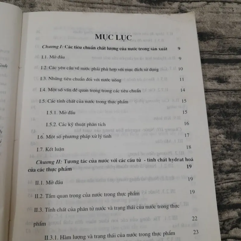 NƯỚC VÀ HỆ THỐNG TẨY RỬA KHỬ TRÙNG (CIP) NM. thực phẩm. CB. Phó GS Tiến sỹ Ng. T. Hiền 605077