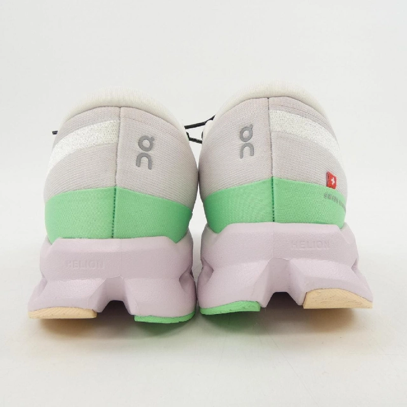 On 3WF10103207 Giày thể thao - Hàng hiệu Authentic 828032