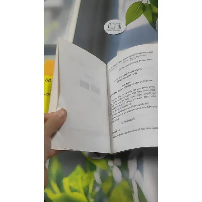 Combo: Bộ Luật Lao Động Của Nước Cộng Hòa XHCN Việt Nam, Luật Đất Đai 727363