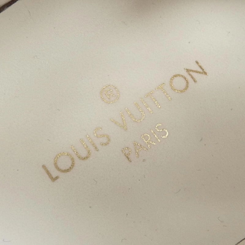Giày thể thao LOUIS VUITTON - Hàng hiệu Authentic 904916