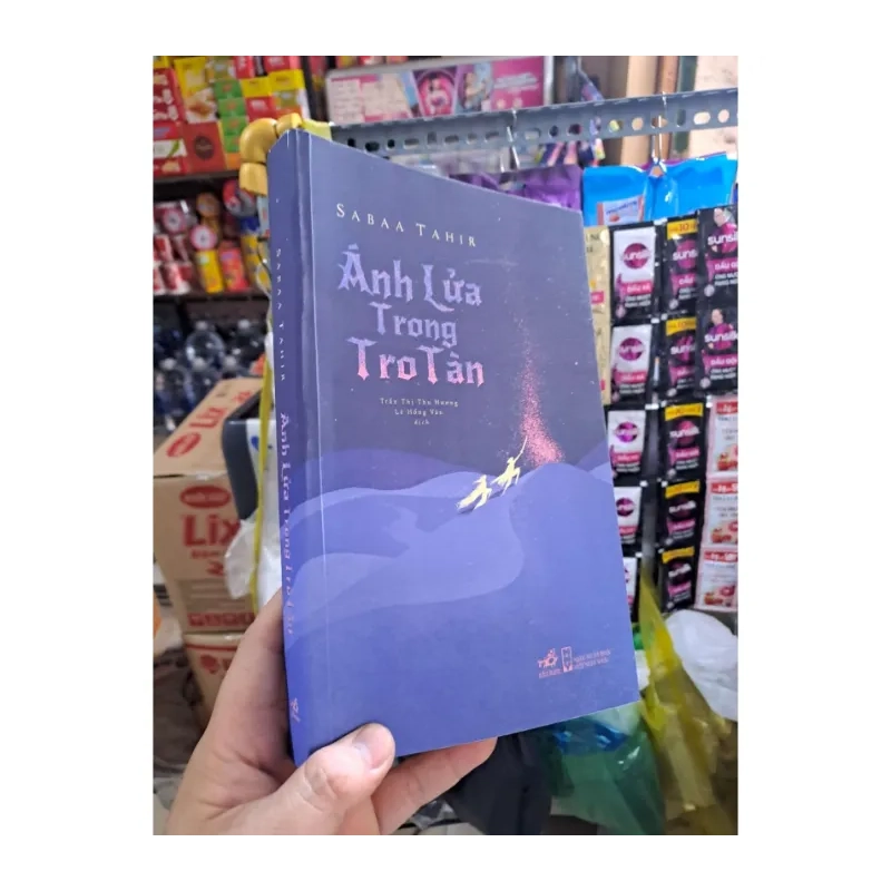 Ánh Lửa Trong Tro Tàn - Sabaa Tahir 2019 978604