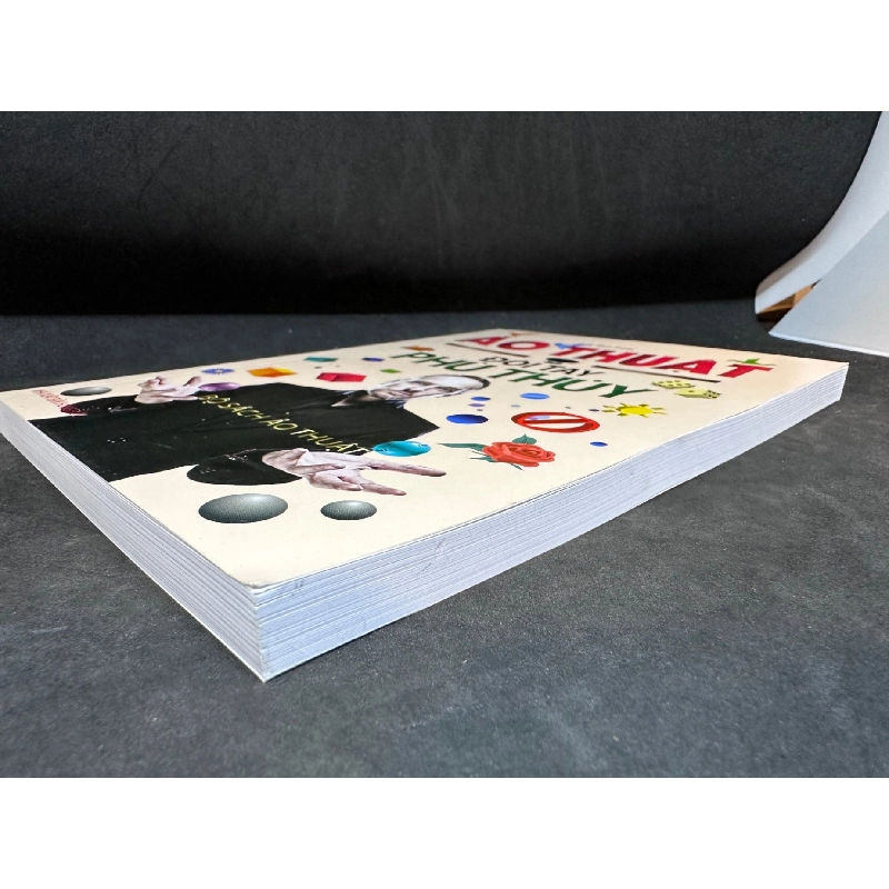 Ảo Thuật - Đôi Tay Phù Thủy, Minh Huyền, Mới 100%, 2013 SBM2802 913543