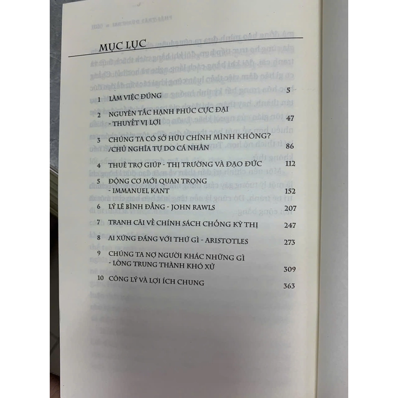 PHẢI TRÁI ĐÚNG SAI - MICHAEL SANDEL 526380