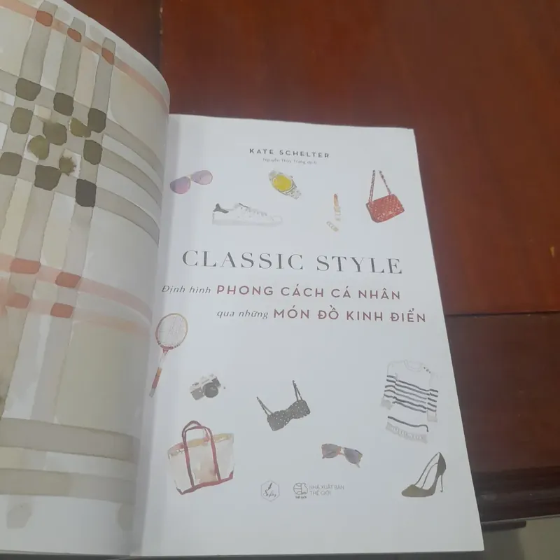 Kate Schelter - CLASSIC STYLE (định hình Phong Cách Cá Nhân qua những món đồ kinh điển) 717882