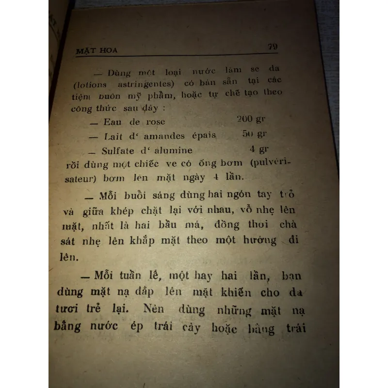 Mặt Hoa-Loại làm đẹp cô lan hương 995993