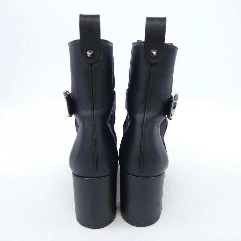 Giày bốt CHRISTIAN LOUBOUTIN 656305