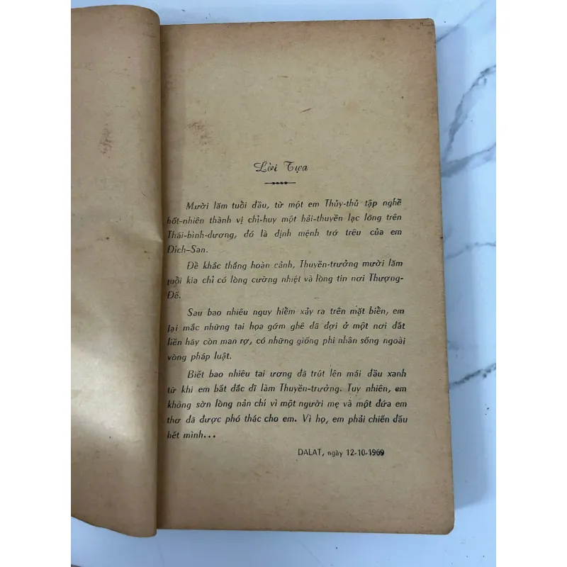 Thuyền trưởng 15 tuổi - Jules Verne 781215