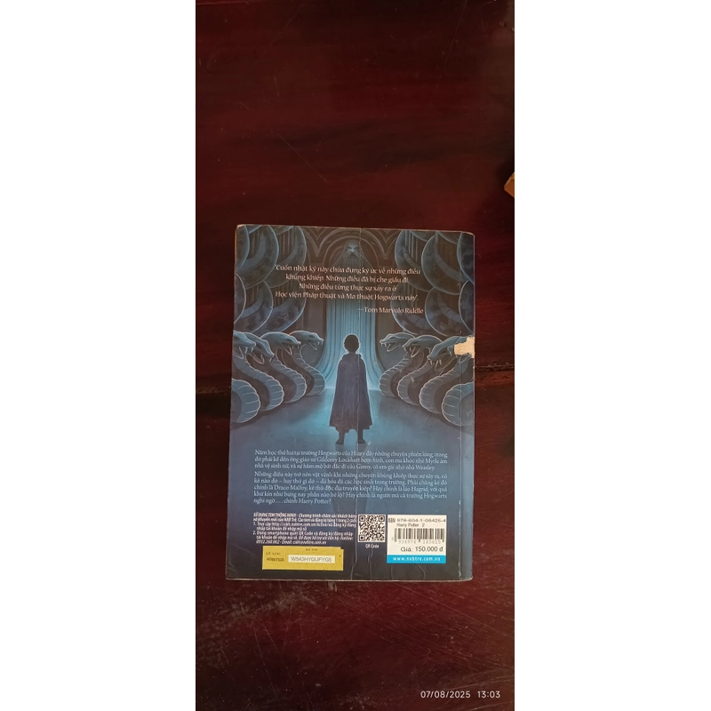 Harry Potter và Phòng Chứa Bí Mật tập 2 bìa lâu đài 499495