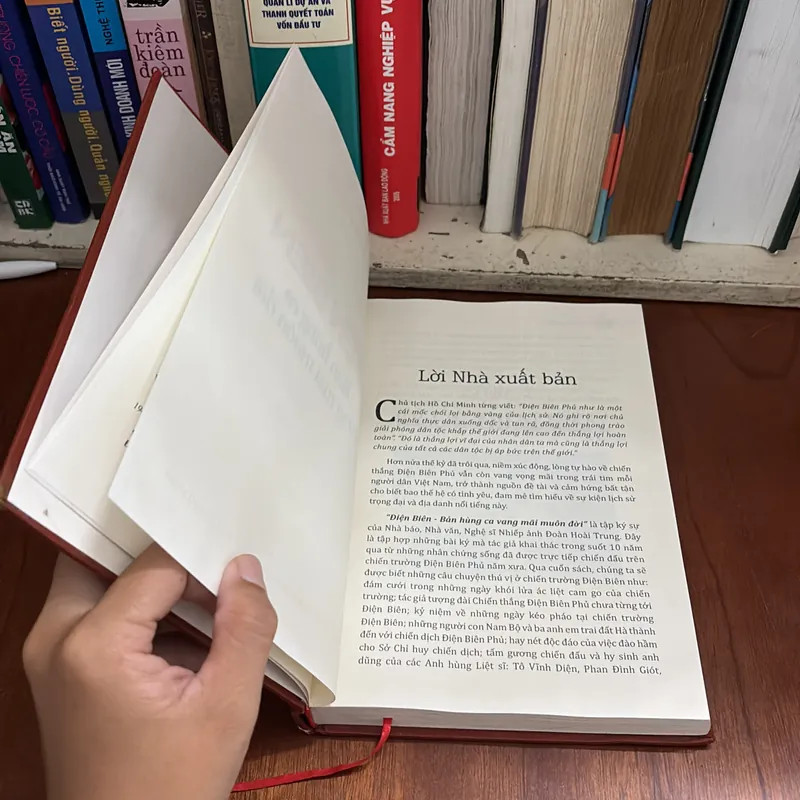 II Sách Lịch Sử: Điện Biên _ Bản Hùng Ca Vang Mãi Muôn Đời - Đoàn Hoài Trung - 2014 607581